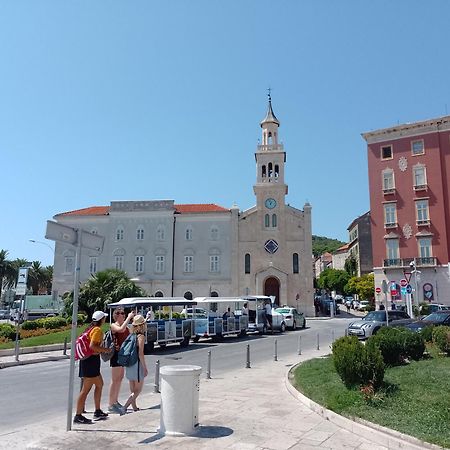 Apartman Lukiana*** Lägenhet Split Exteriör bild