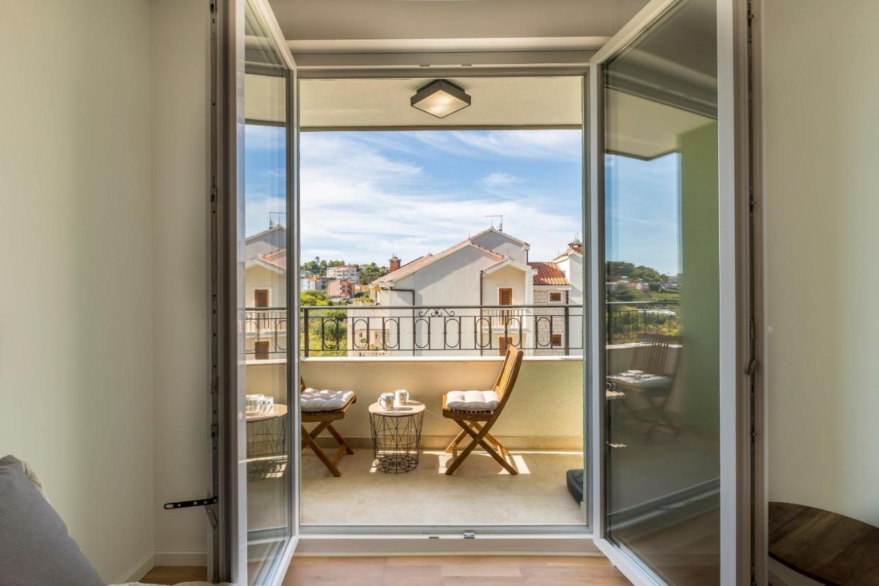 Apartman Lukiana*** Lägenhet Split Exteriör bild