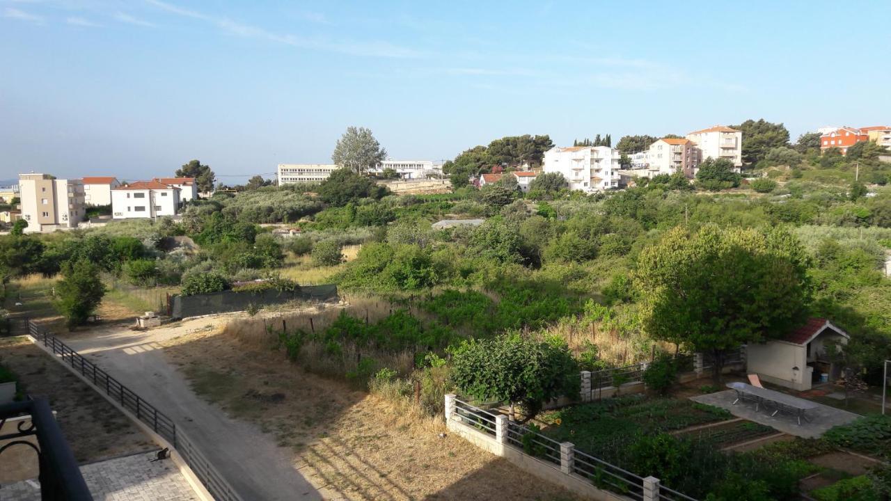 Apartman Lukiana*** Lägenhet Split Exteriör bild
